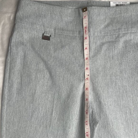 NWT Macy's Alfani LIGHT Grey Skinny Dress Pant Tummy Control Trouser, 6 - Picture 9 of 10